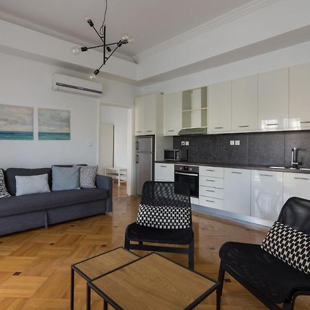 Classic Apartment For 4 People A Athènes Extérieur photo