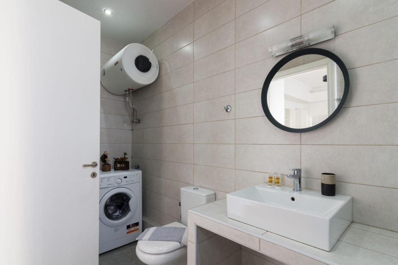 Classic Apartment For 4 People A Athènes Extérieur photo