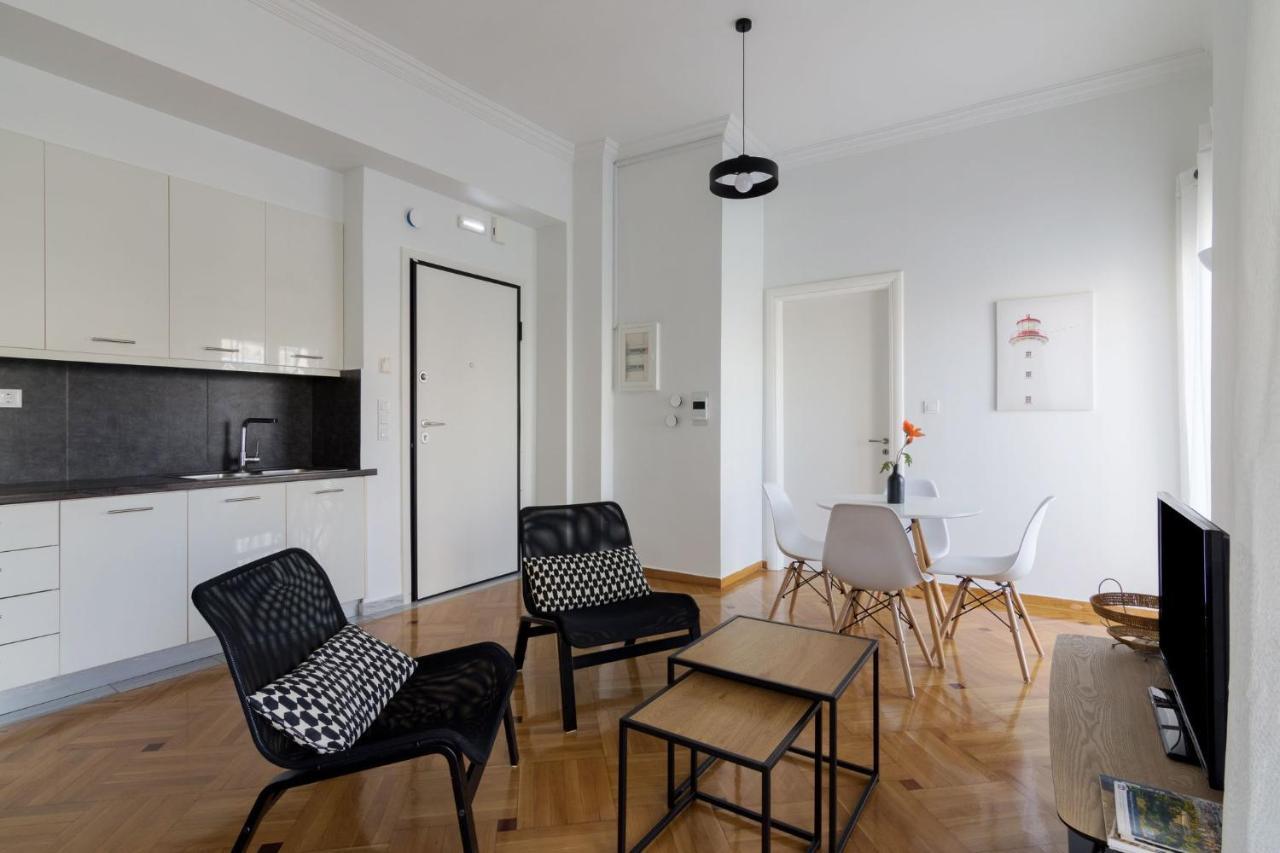 Classic Apartment For 4 People A Athènes Extérieur photo