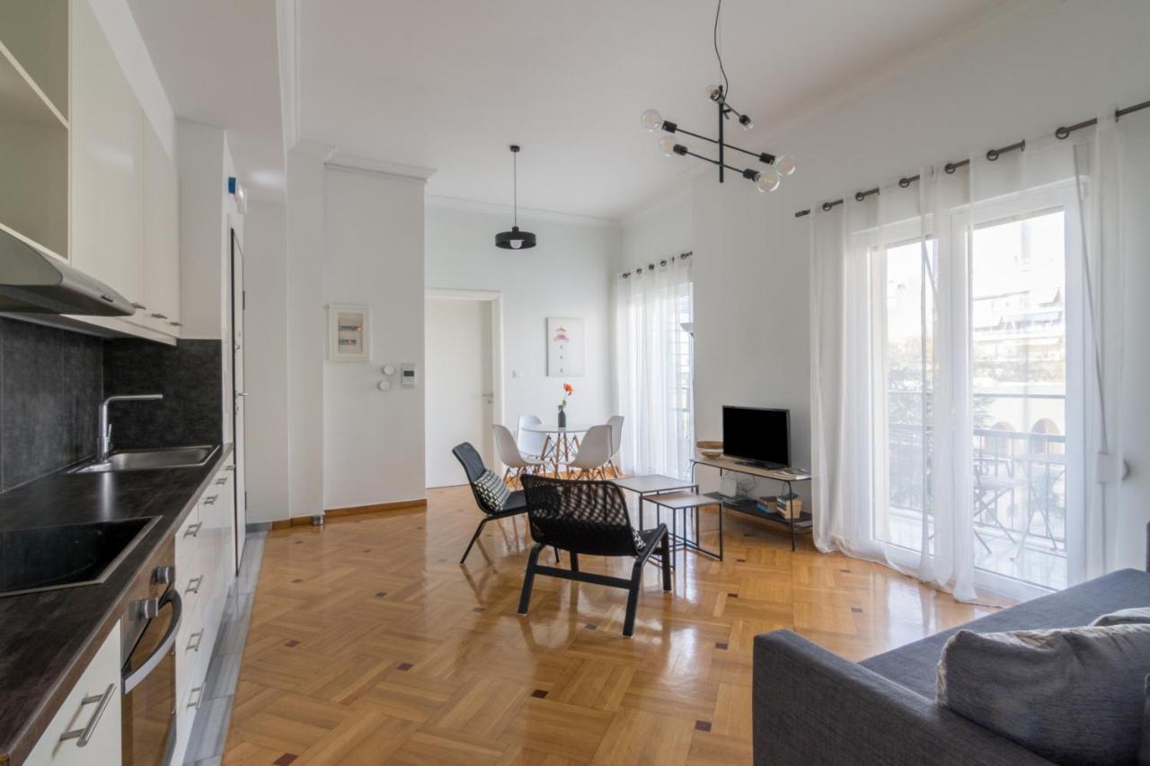 Classic Apartment For 4 People A Athènes Extérieur photo